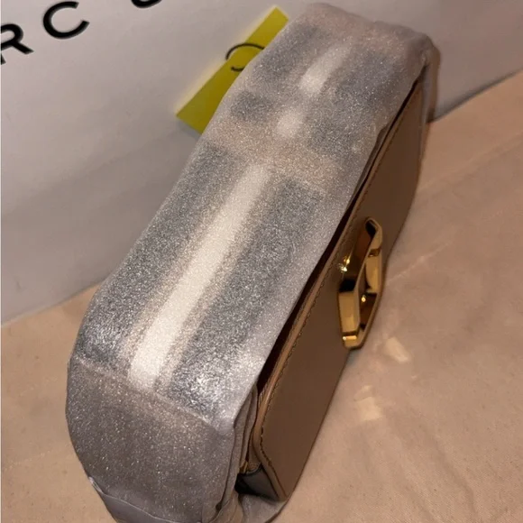 The Snapshot Tan Crossbody Bag - Picture 7 of 11